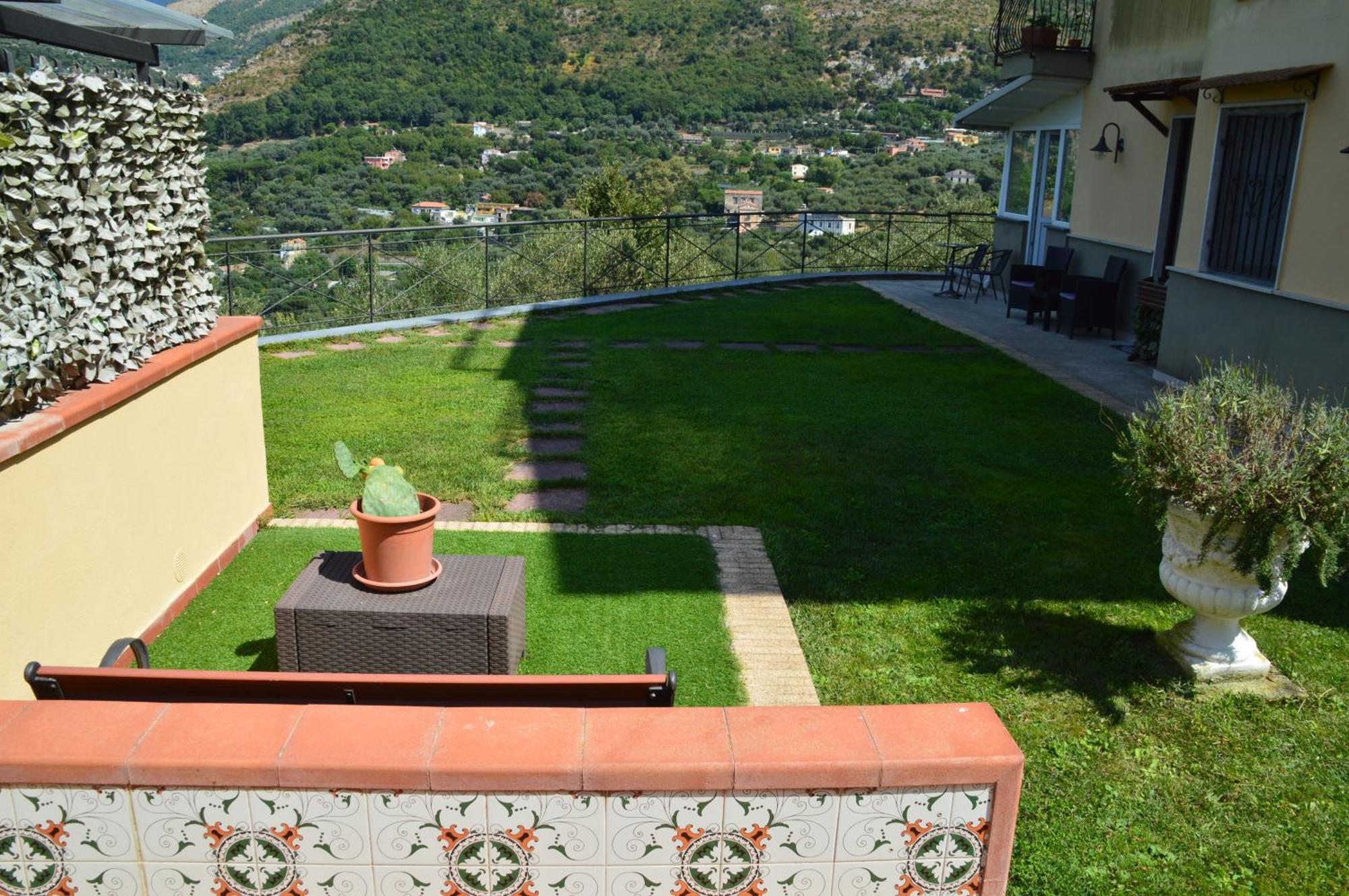 Villa Fanella, Independent House Between Sorrento & Amalfi Piano di Sorrento Exterior foto